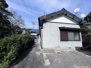 湖西市新居町内山　中古住宅