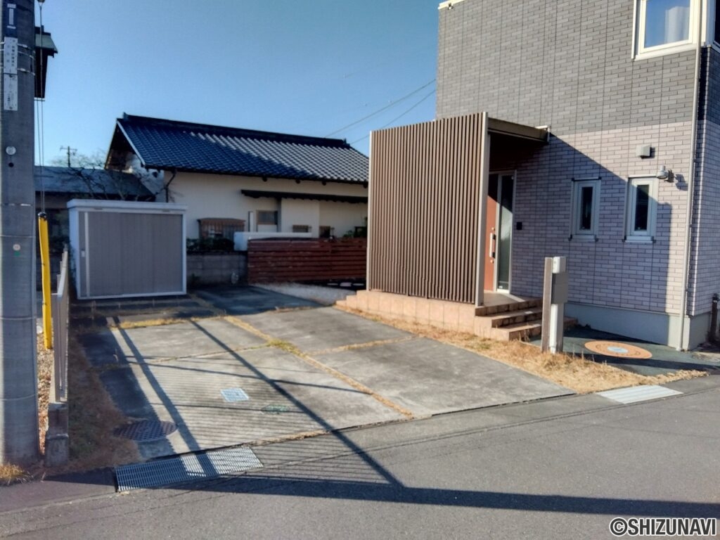 富士宮市万野原新田　セキスイハイム中古住宅　外観