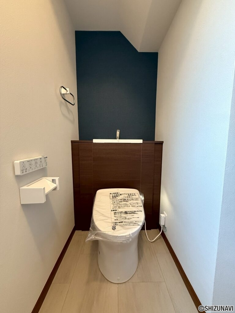 １階　トイレ新品交換