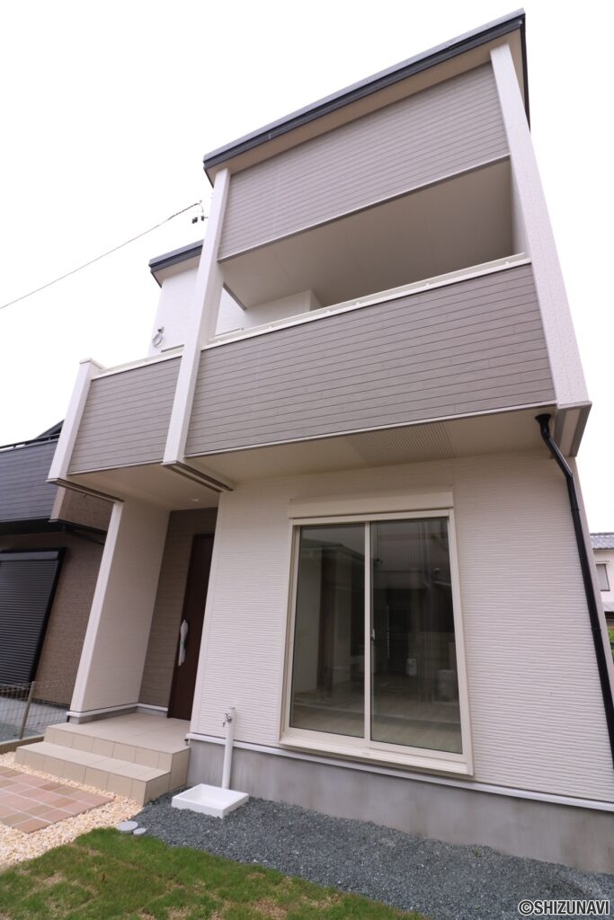 中央区　芳川町　東栄住宅　外観