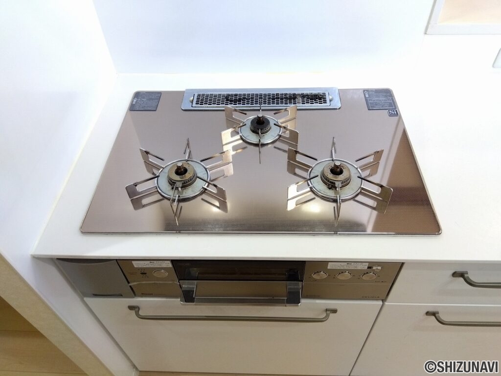函南町肥田　北東角地の中古住宅　3SLDK　の画像