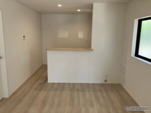 人気のカウンターキッチンとなっております。