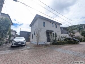 【仲介手数料不要】藤枝市清里二丁目　積水ハウス施工　軽量鉄骨造　駐車場4台以上可能（要サイズ確認）の物件画像