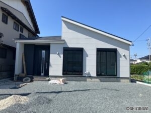 建物外観　　別角度です。