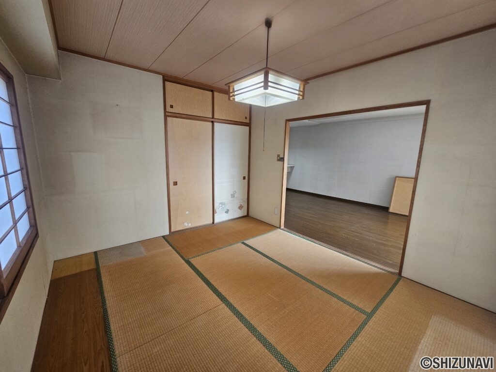 ６帖和室