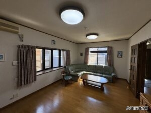 ダイニング側からの写真です。