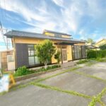 【リフォーム後／外観写真】外構はクリーニングを行いました。北面と西面が開けているので、風がよく通る立地です。