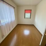 2階　南側洋室部分です。