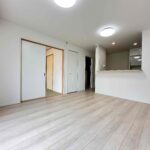 人気の対面キッチンで家族の会話も弾みます。