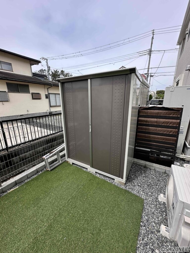 収納力のある物置も多目的にお使いいただけます。