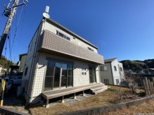 袋井市萱間　セキスイハイム施工　太陽光・蓄電池搭載物件の物件画像