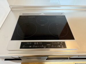 IHクッキングヒーター搭載でお子様がいる家庭でも安全です。