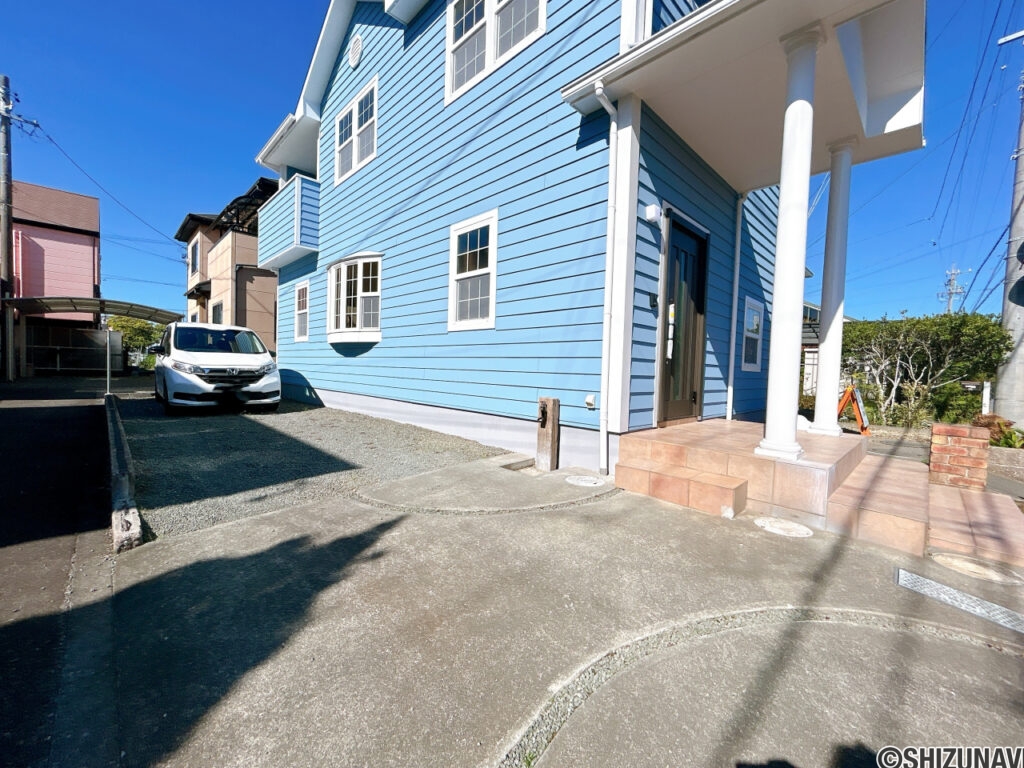 駐車場　縦列2台駐車可