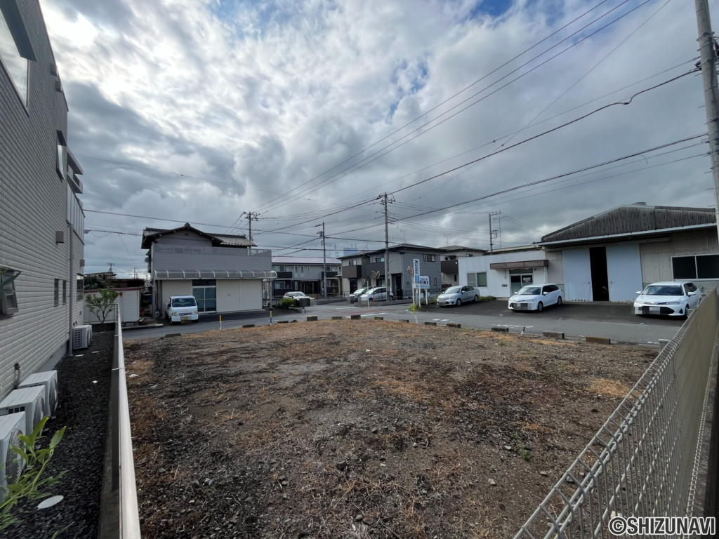 沼津市若葉町　約66坪角地の住宅用地が出ました！沼津市立金岡小学校・金岡中学区の画像