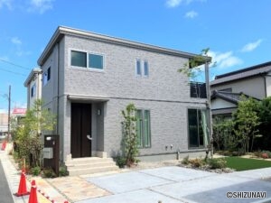 磐田市上岡田 19号地