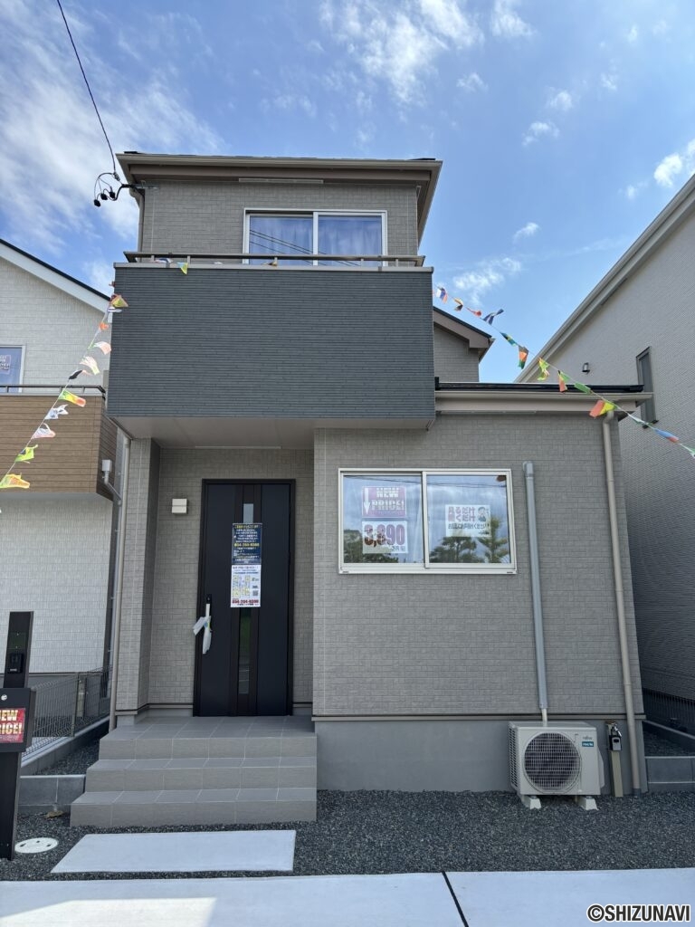 2号棟　正面の画像です。