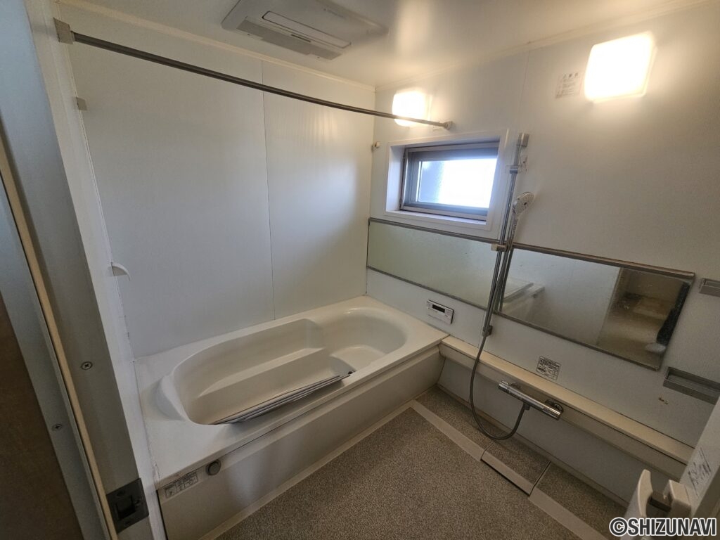 クイーンズタウン今泉　501号室　角部屋　 4LDKの画像