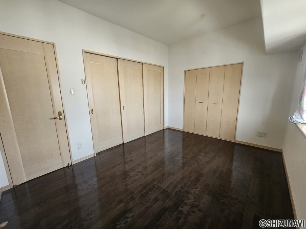 クイーンズタウン今泉　501号室　角部屋　 4LDKの画像
