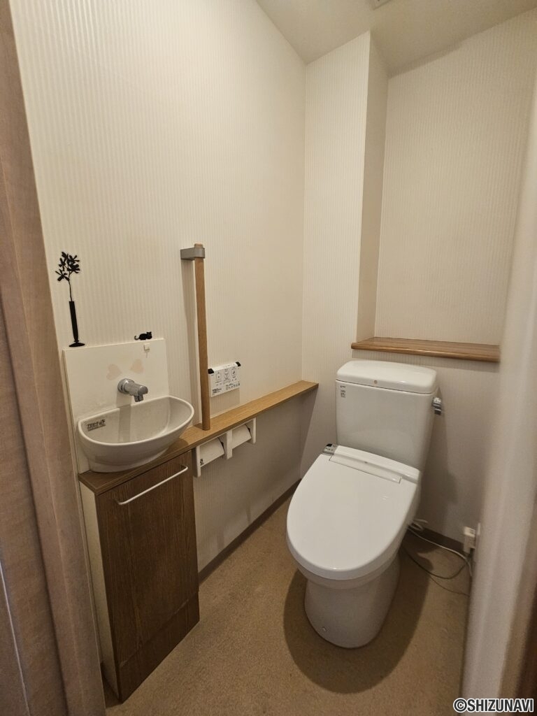 クイーンズタウン今泉　501号室　角部屋　 4LDKの画像