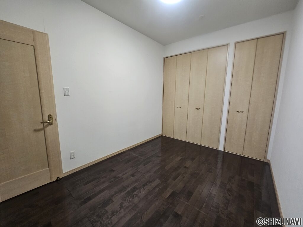 クイーンズタウン今泉　501号室　角部屋　 4LDKの画像