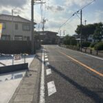 正面道路左の画像です。