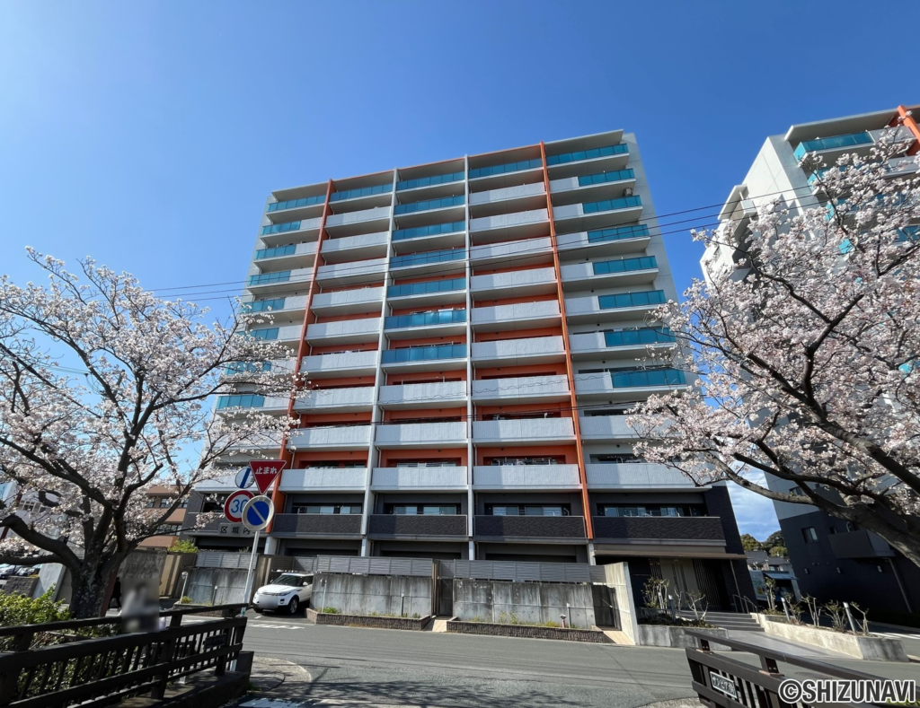 ル・シェモア東伊場UN（南側から撮影）