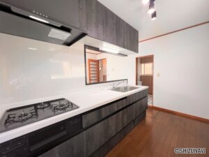 静岡市駿河区寺田　駅まで徒歩圏内のリフォーム物件です！の物件画像