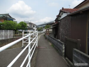 函南町仁田　古家付土地