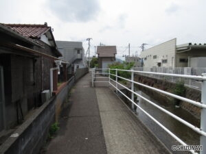 函南町仁田　古家付土地