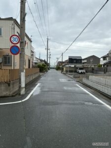龍禅寺　南側道路