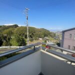 バルコニーからの眺望　遠くまで視線が抜ける住まいです