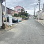 前面道路になります。北東側から撮影しております。