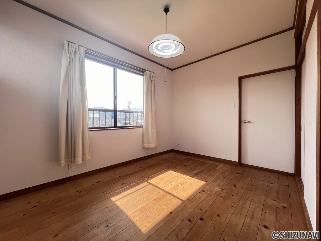 島田市番生寺　2F洋室西