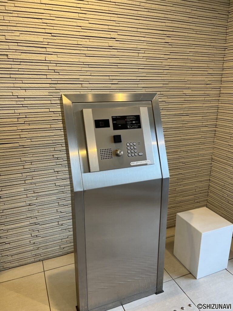 モニター付きインターホン