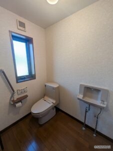２階トイレです