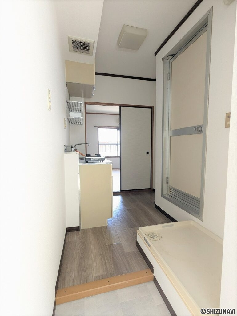 静岡市清水区　緑が丘町グリーンヒル　室内