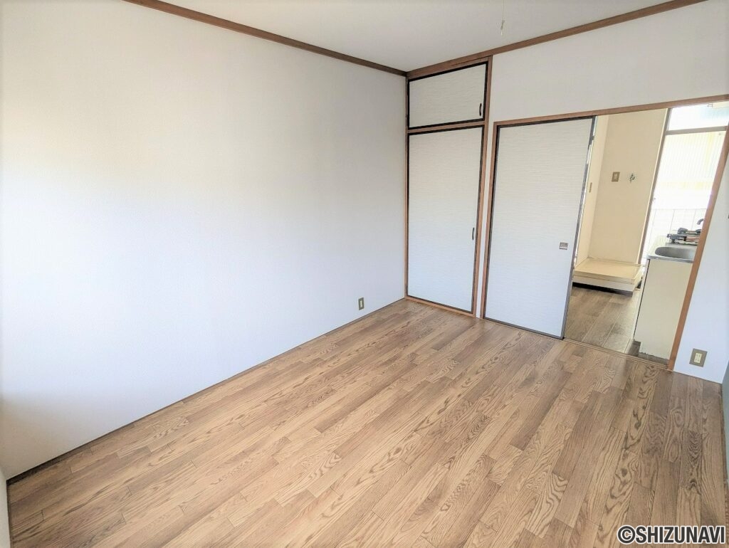 静岡市清水区　緑が丘町グリーンヒル　室内