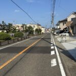 正面道路右の画像です。