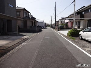 神谷　前面道路2