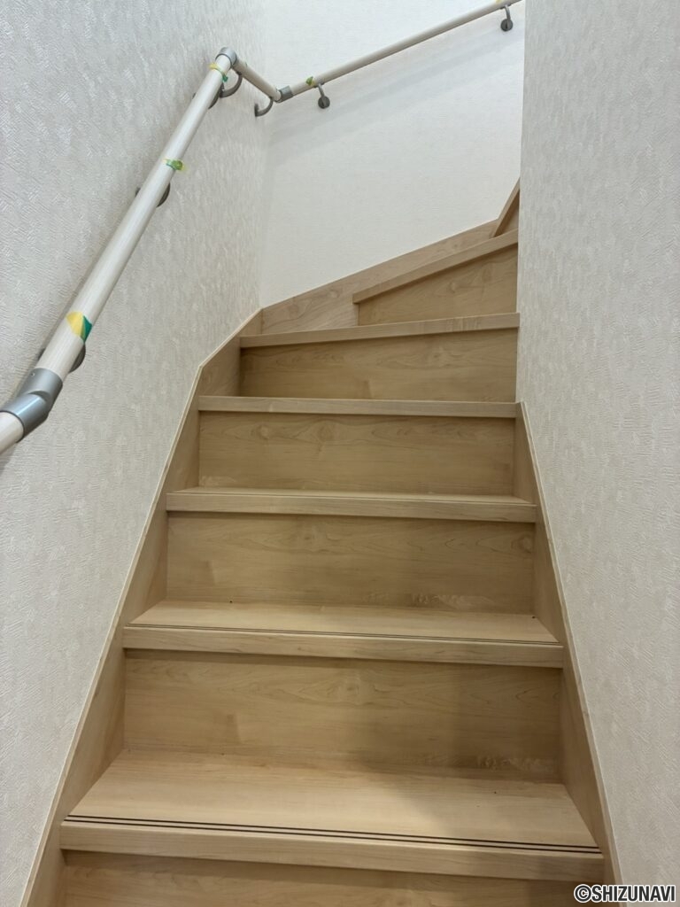 階段　手すり