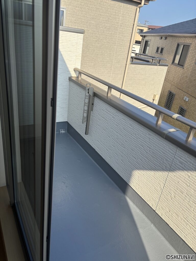 1号棟　2階庭側ベランダの画像です。