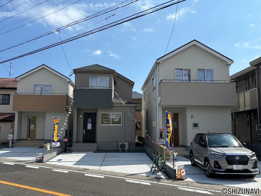 全3棟　正面写真です。