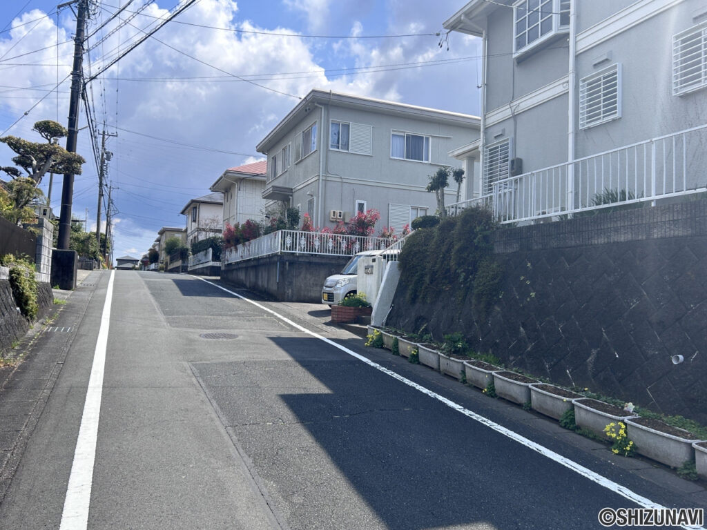 【前面道路】