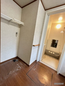 【洗面所】