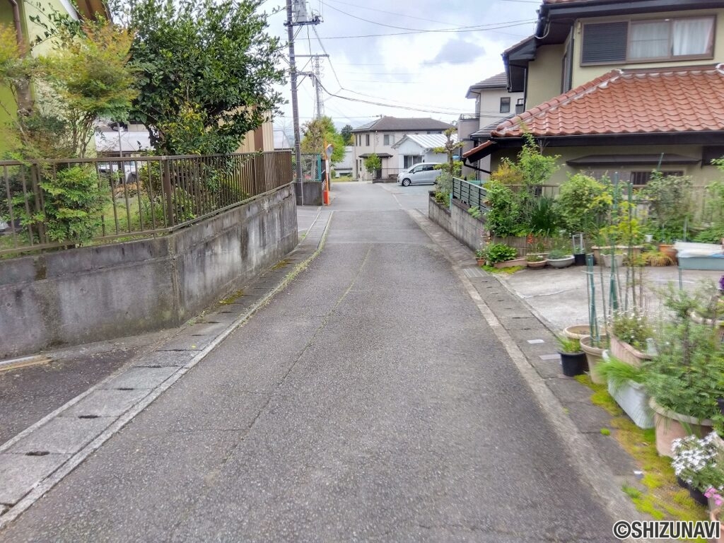 富士宮市小泉　中古住宅　外観