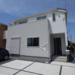 【2号棟】建物外観スタイリッシュな雰囲気の外観です！