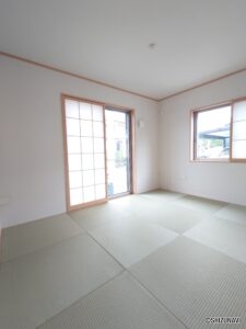 和室南向きで日当たり良好、くつろぎの空間です！