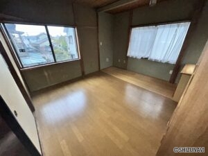 2階洋室です