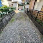 駐車場　通路