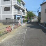 駿河区八幡5　前面道路